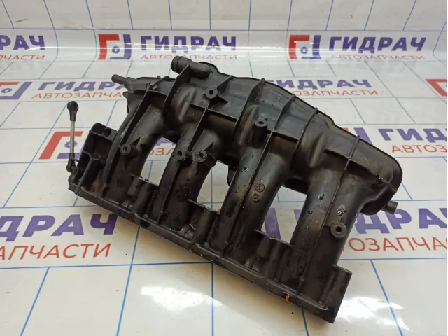 Коллектор впускной Volkswagen Passat (B6) 06F133192