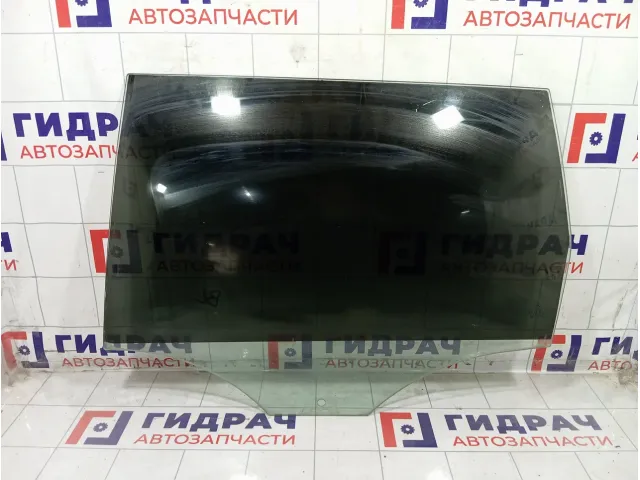 Стекло двери задней левой Volkswagen Passat 3C9845025B