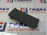 Накладка (кузов внутри) под ногу водителя Volkswagen Passat 3C1864777