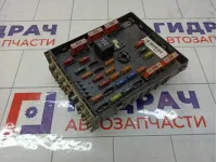 Блок предохранителей Volkswagen Passat 3C0937125