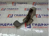 Педаль тормоза Volkswagen Passat 1K1723142F