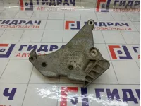 Кронштейн двигателя правый Volkswagen Passat 03L199207