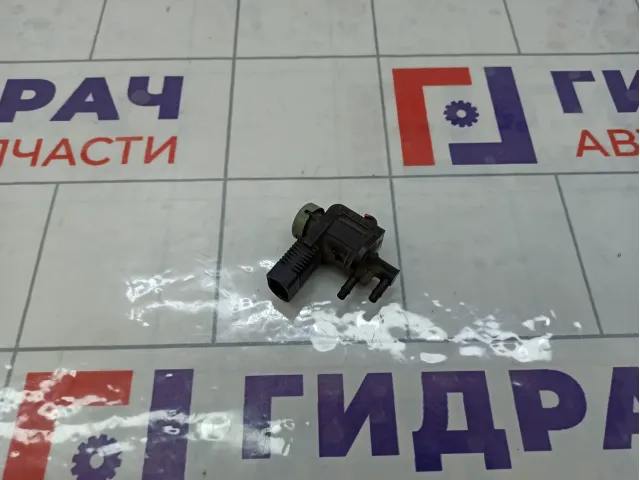Клапан электромагнитный Volkswagen Passat 1K0906283A