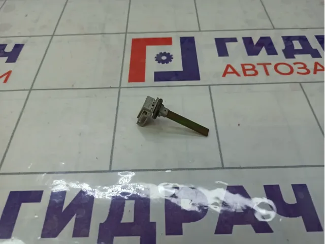 Датчик температуры воздуха Volkswagen Passat 4B0820539