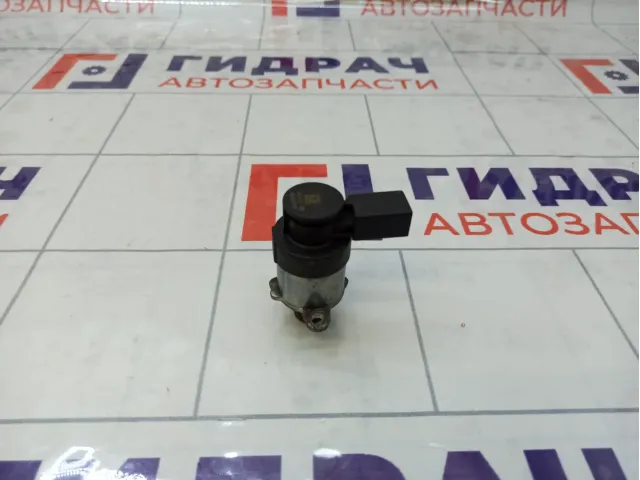 Датчик давления топлива Volkswagen Passat 0928400706