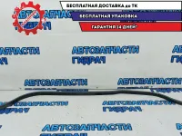 Уплотнитель капота Volkswagen Passat B7 3C0823723.