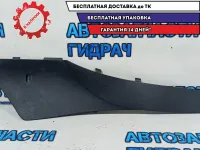 Накладка центральной консоли левая Volkswagen Passat B7 3C1863045C1QB. Дефект.