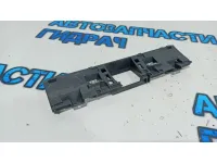 Кронштейн Volkswagen Passat B7 3AA857318C.