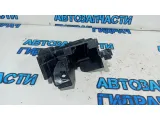 Кронштейн блока предохранителей Volkswagen Passat B7 1K0907361B.