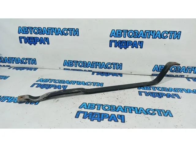 Кронштейн защиты картера Volkswagen Passat B7 1K0018936B.