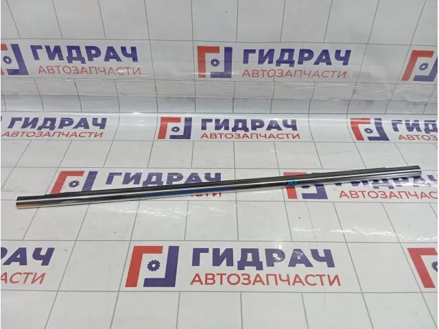 Накладка стекла заднего левого Volkswagen Passat B5 3B48394757Z7