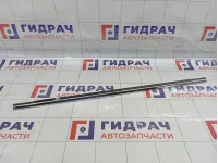 Накладка стекла заднего правого Volkswagen Passat B5 3B48394767Z7