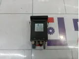 Кнопка аварийной сигнализации Volkswagen Passat B5 3B0953235D01C