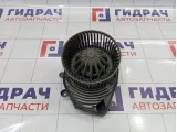 Моторчик отопителя Volkswagen Passat B5 8D1820021B