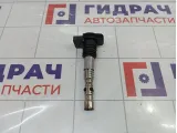 Катушка зажигания Volkswagen Passat B5 06B905115R