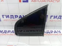 Стекло кузовное глухое правое Volkswagen Passat B5 3B5845298Q