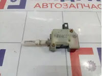 Активатор замка багажника Volkswagen Passat B5 3B5827061C