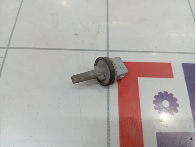 Датчик температуры воздуха Volkswagen Passat B5 4A0820539A