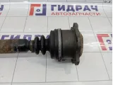 Привод передний левый Volkswagen Passat B5 8D0407451FX
