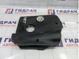 Накладка двигателя Volkswagen Passat B5 058103724AL