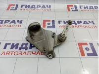 Кронштейн КПП правый Volkswagen Passat B5 8D0399114S