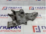 Кронштейн генератора Volkswagen Passat B5 06B903143H