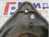 Кронштейн амортизатора переднего Volkswagen Passat B5 8D0412383D