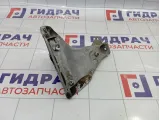 Кронштейн двигателя правый Volkswagen Passat B5 8D0199308AG