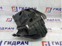 Корпус воздушного фильтра Volkswagen Passat B5 3B0133837AG