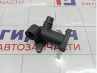 Фланец двигателя системы охлаждения Volkswagen Passat B5 058121132C