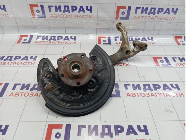Кулак поворотный передний правый Volkswagen Passat B5 8D0407254B