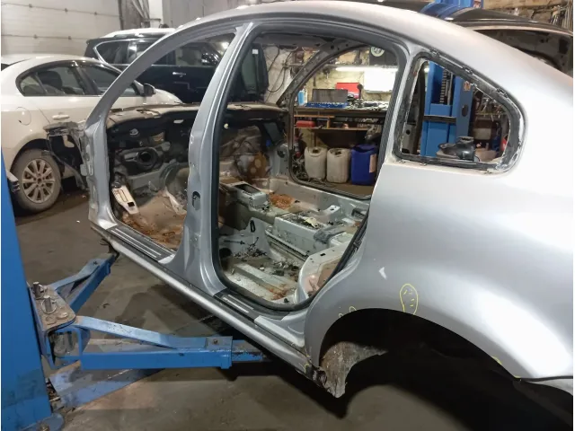 Порог со стойкой левый Volkswagen Passat B5