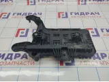 Крепление АКБ Volkswagen Passat B6 1K0915333C.
