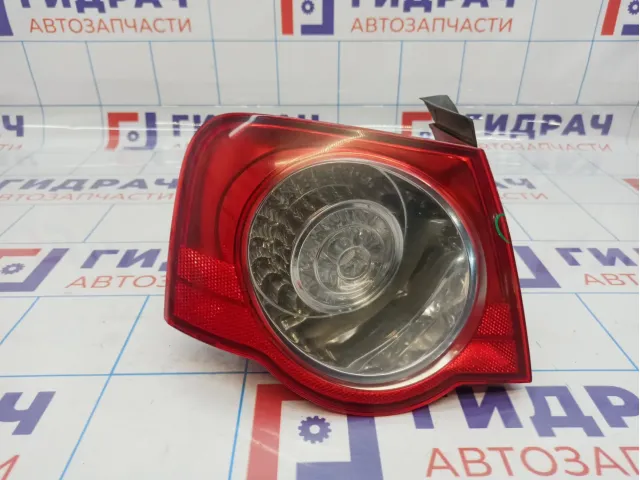 Фонарь задний наружный левый Volkswagen Passat B6 3C5945095H. Дефект.