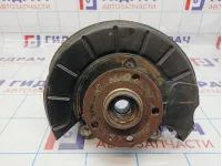 Кулак поворотный передний левый Volkswagen Passat B6 3C0407253F. Ступичныный подшипник под замену, дефект.