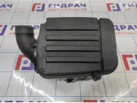 Корпус воздушного фильтра Volkswagen Passat B6 1K0129607AQ.