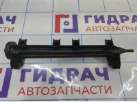 Рейка топливная Volkswagen Passat B6 06A133317AS.