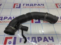 Патрубок воздушного фильтра Volkswagen Passat B6 1K0129684.