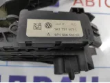 Педаль газа Volkswagen Passat B6 1K1721503L.