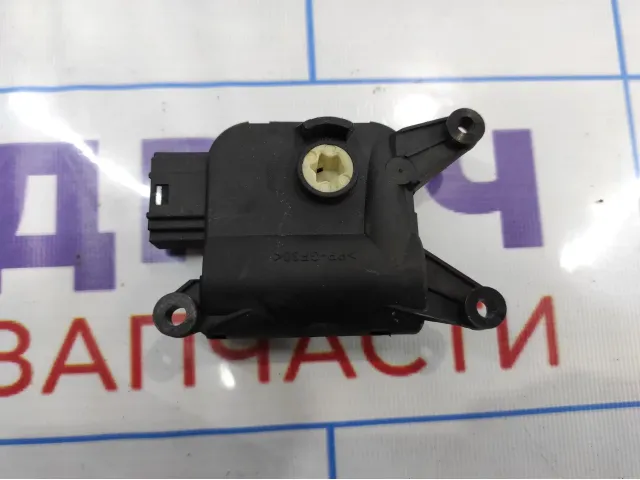 Моторчик заслонки отопителя Volkswagen Passat B6 3C1907511A.