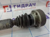 Привод передний правый Volkswagen Passat B6 1K0407272HN. Дефект пыльника.