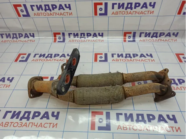 Приемная труба глушителя Volkswagen Passat B6 . Дефект.