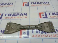 Кронштейн глушителя Volkswagen Passat B6 3C0804421.