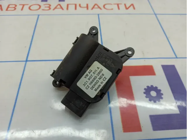 Моторчик заслонки отопителя Volkswagen Passat (B6) 3C1907511A