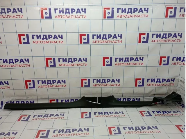 Накладка порога внутренняя правая Volkswagen Passat (B6) 3C0853370B
