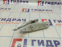 Петля капота правая Volkswagen Passat (B8) 3G0823302