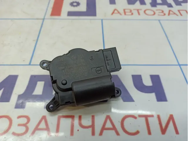 Моторчик заслонки отопителя Volkswagen Passat (B8) 5Q0907511K