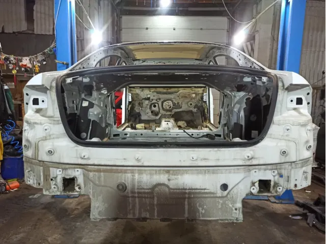 Панель задняя Volkswagen Passat (B8)