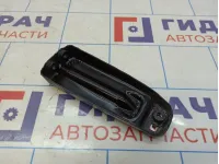 Кронштейн защиты двигателя левый Volkswagen Passat (B8) 5Q0825921