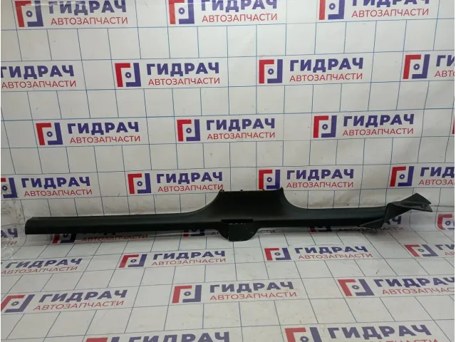 Накладка порога внутренняя правая Volkswagen Passat (B8) 3G0853372L82V